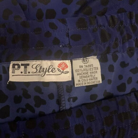 P. T. Style. Size 4X. 58" Waist Pants. Animal Print. B43. - Picture 2 of 3